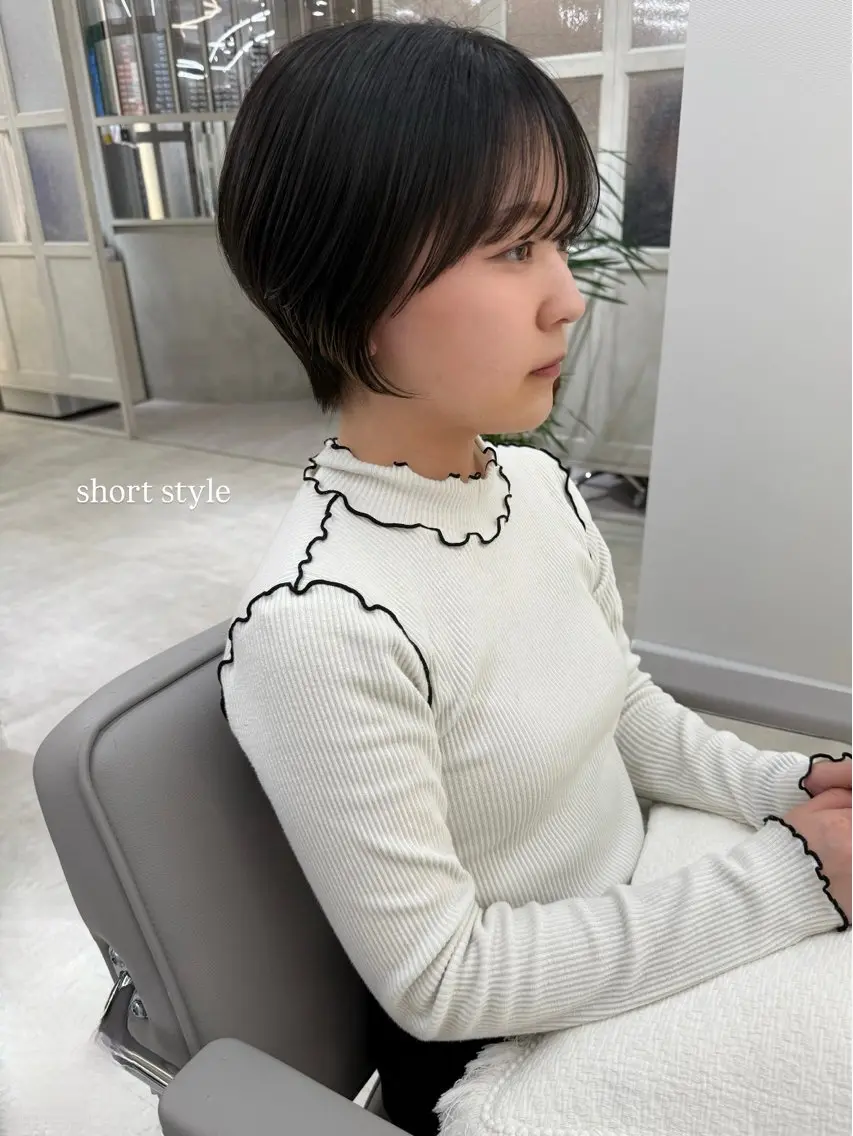ショート カラー パーマ ショートヘア カット パーマ トリートメント むく。/顔周りカット /髪質改善ストレートのヘアスタイル