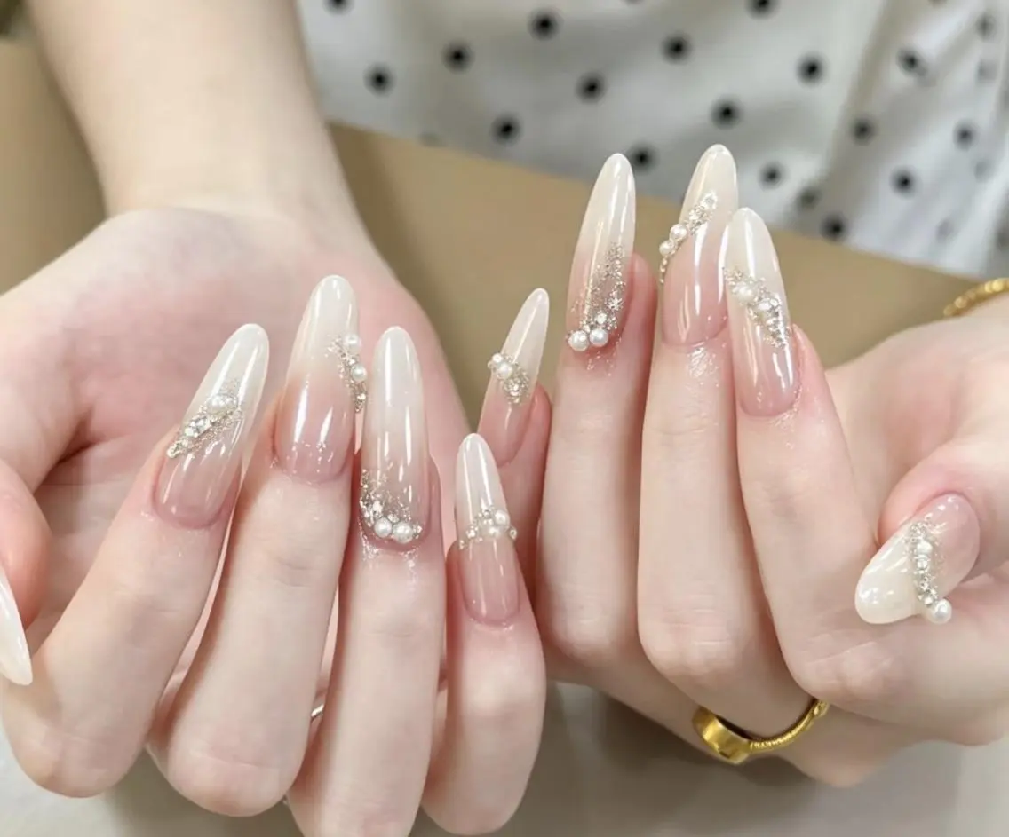 ネイル ハンドネイル ハンドケア 🍑 momo_nailのネイルデザイン