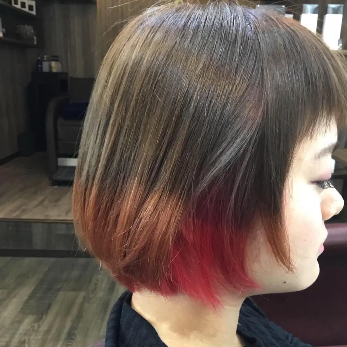 ショート カラー embrace エンブレイスのヘアスタイル