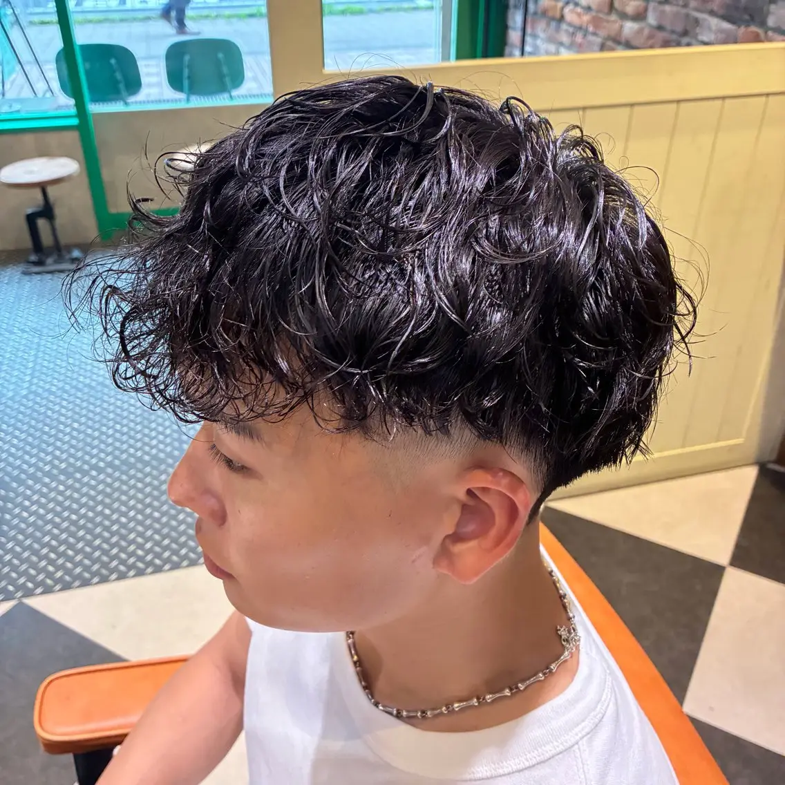 ショート パーマ メンズ フェードカット ツーブロック カット パーマ ツイスパ/メンズ特化 🦋𝑺𝑶𝑵𝑬のヘアスタイル