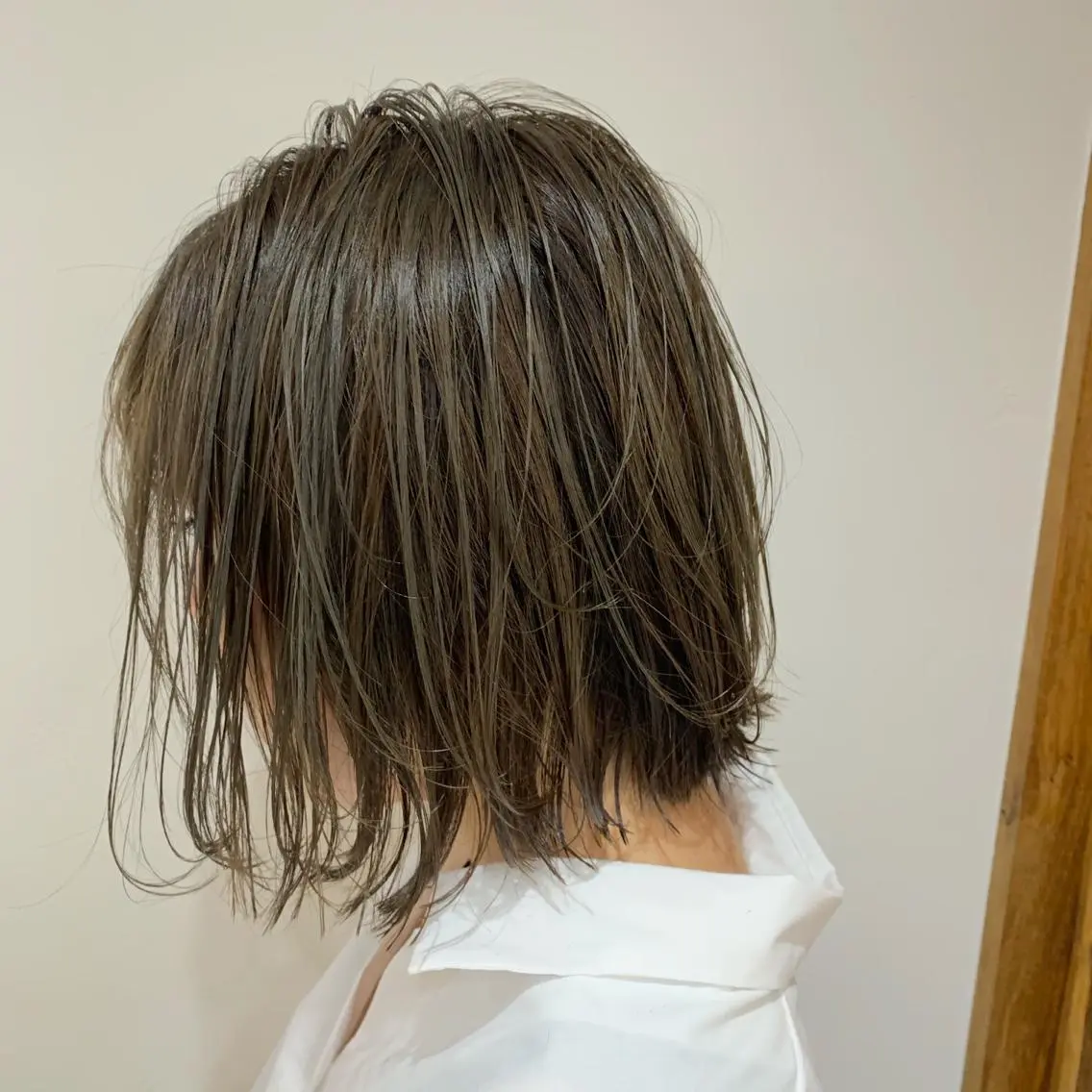 ミディアム 斉藤大河 カラー/縮毛矯正のヘアスタイル