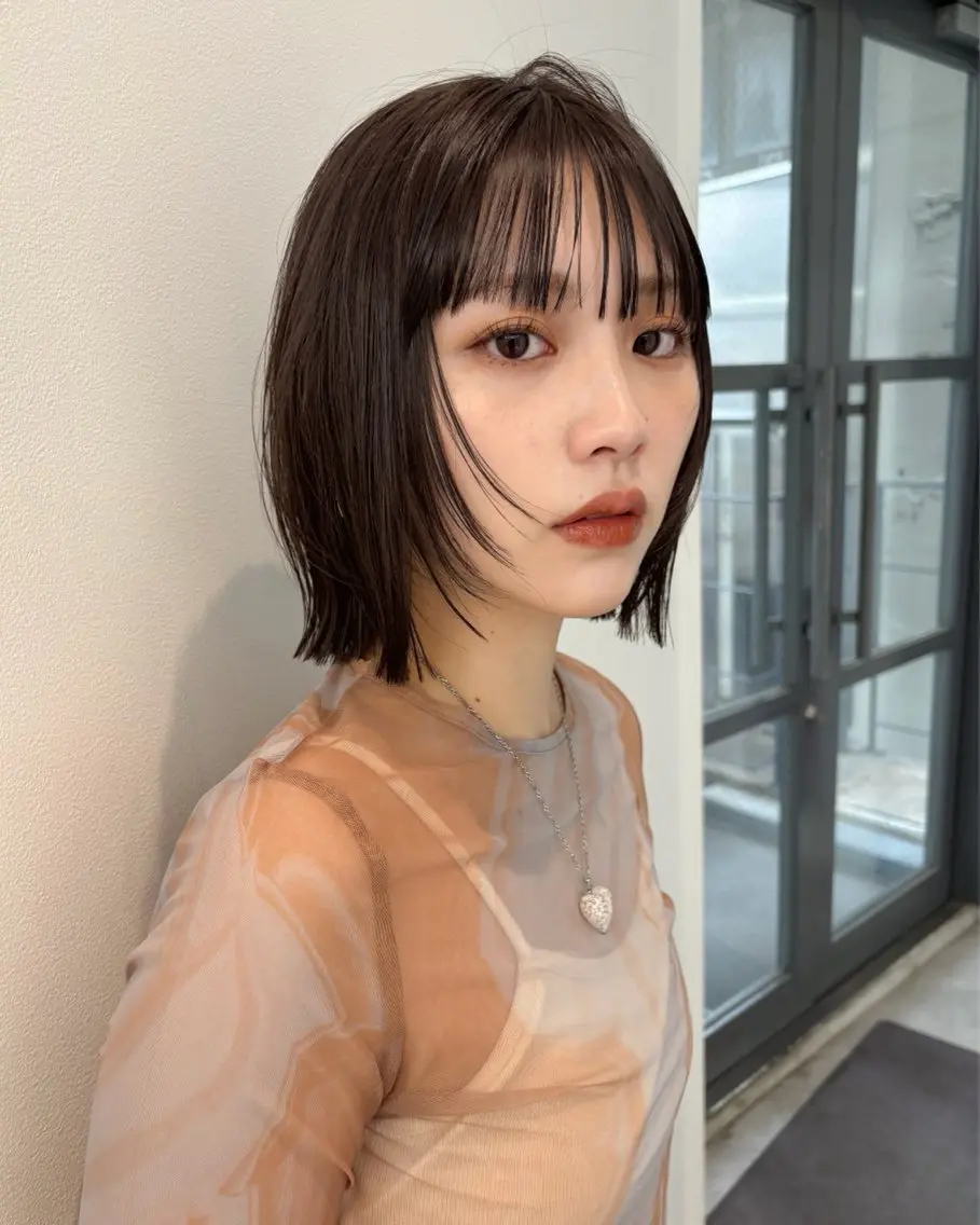 ショート カラー 顔まわりレイヤー レイヤーカット 脇野 茉優のヘアスタイル