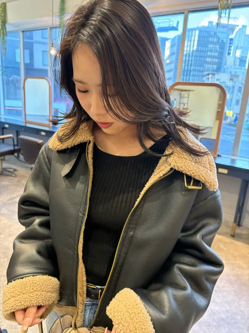 ミディアム カラー SIKI yuuna レイヤーカット🪽のヘアスタイル