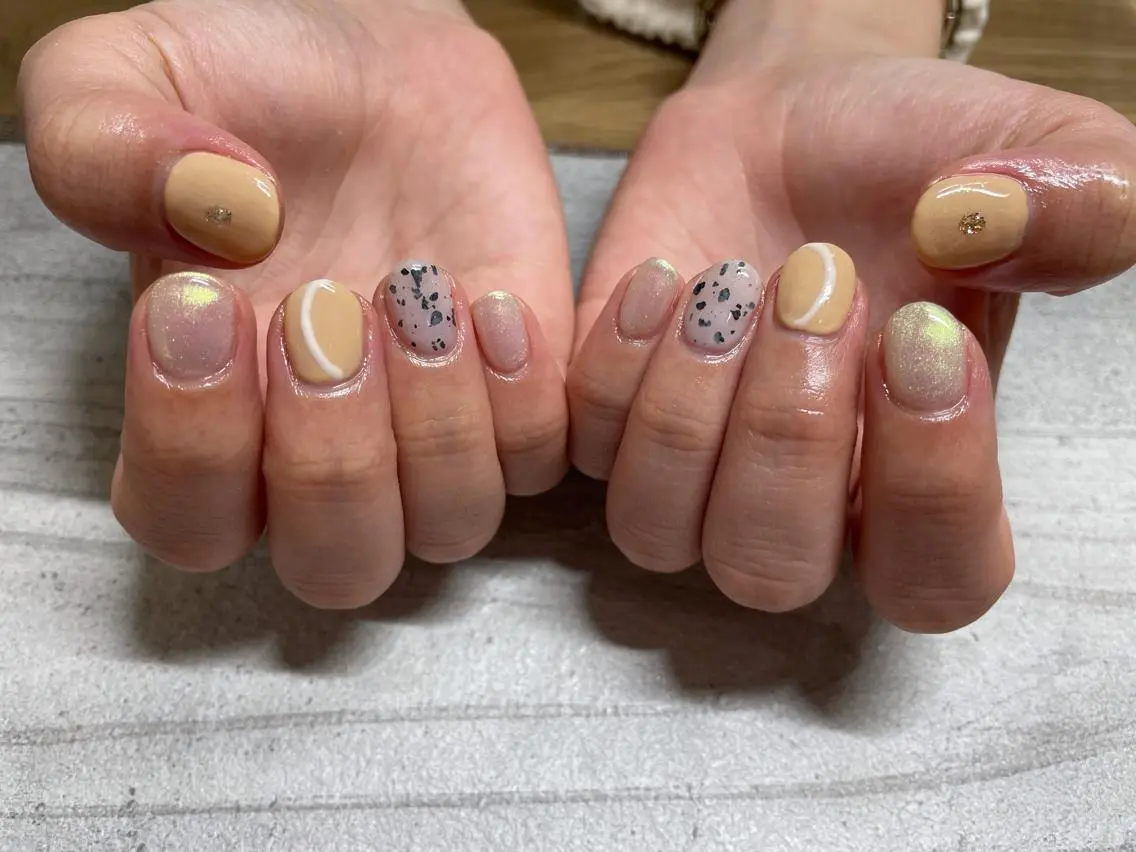 ネイル ハンドネイル mogunail &blowのネイルデザイン