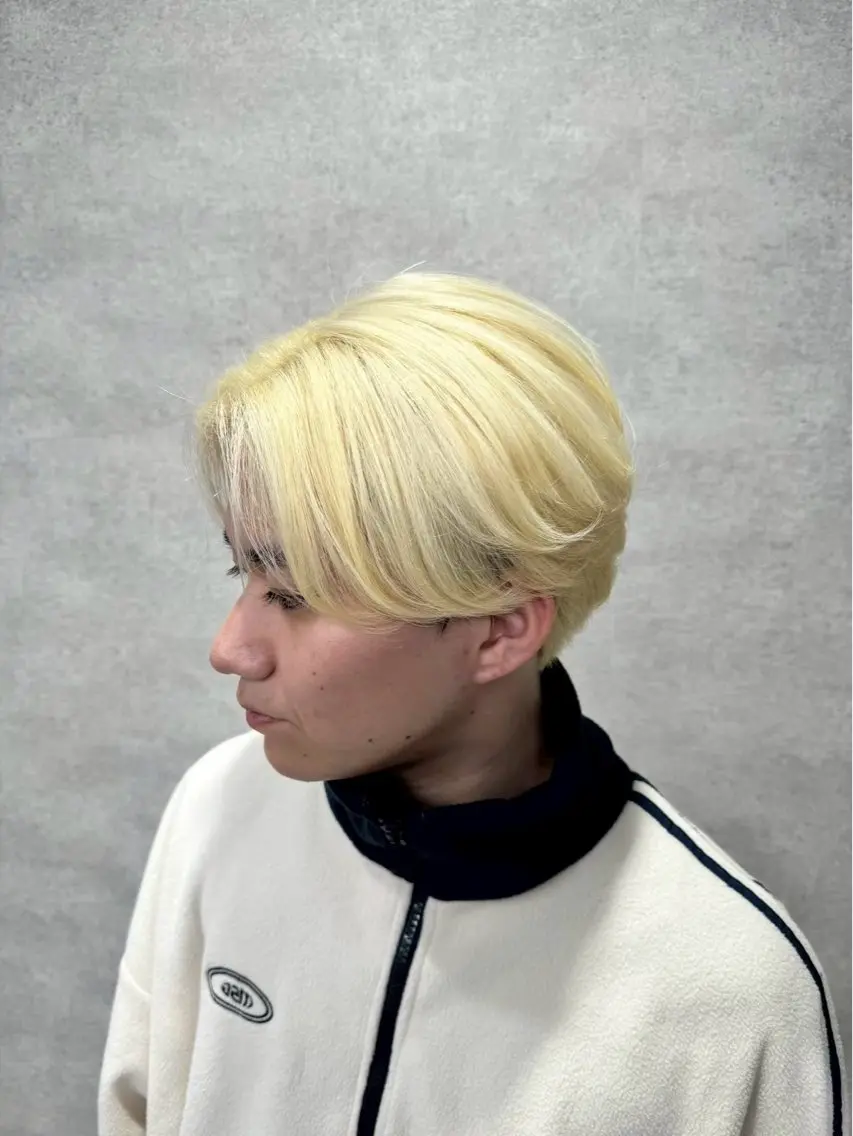 カラー ヘアアレンジ メンズ メンズブリーチ メンズハイトーン ブリーチ ハイトーンカラー 🩵韓国スタイル特化 🩵yuuのヘアスタイル
