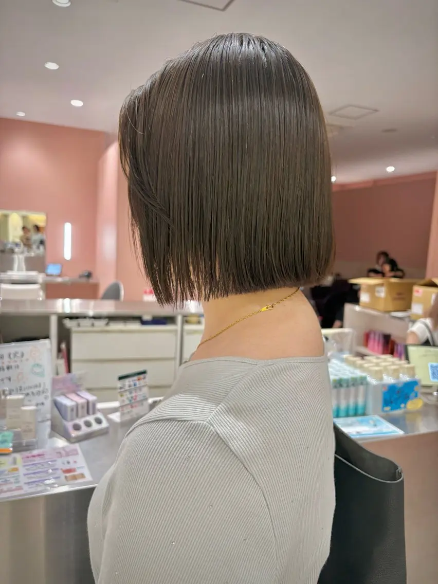 ショート カット 縮毛矯正 ダブルカラー🦖 /髪質改善⚡️しおりのヘアスタイル
