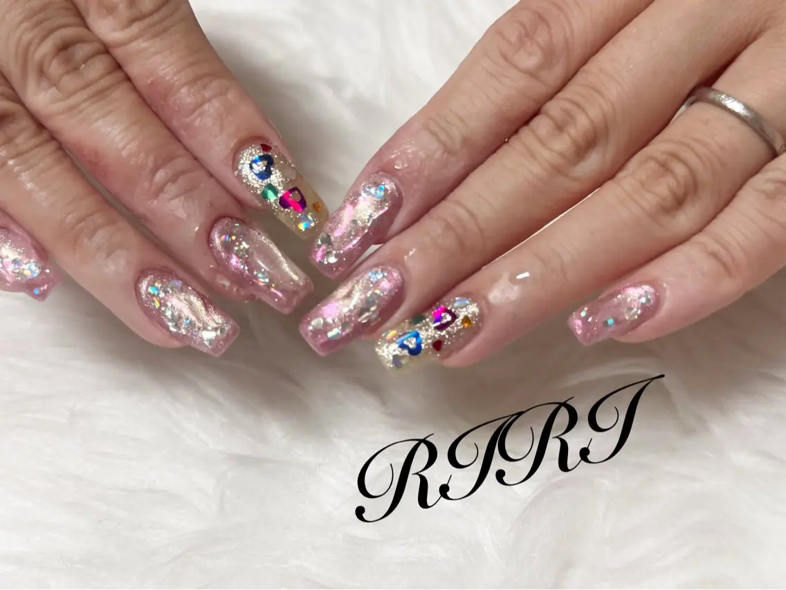 ネイル ジェルネイル キラキラネイル 韓国ネイル ショートネイル 夏ネイル ハンドネイル riri オーナーのネイルデザイン