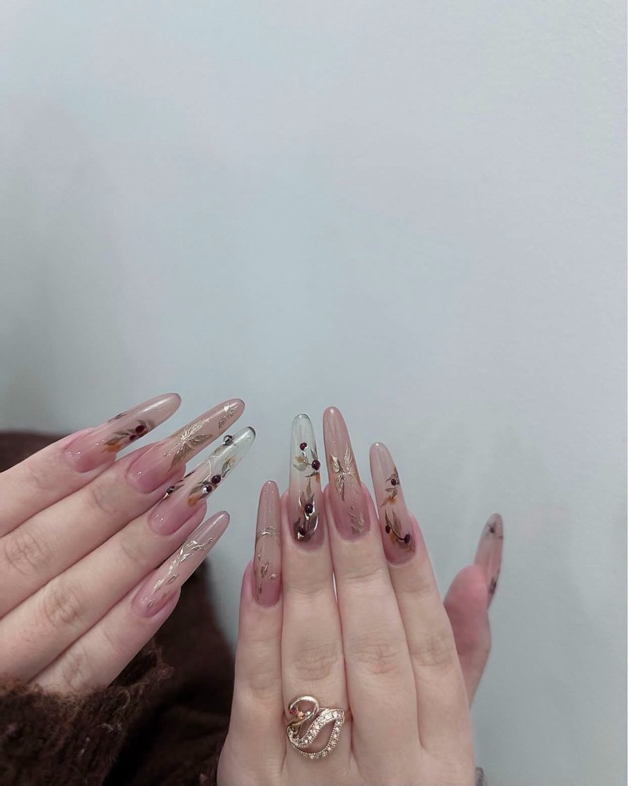 ネイル オーロラネイル 氷ネイル・うるうるネイル 韓国ネイル 水色 夏ネイル ハンドネイル キラキメ 博多nail💅のネイルデザイン