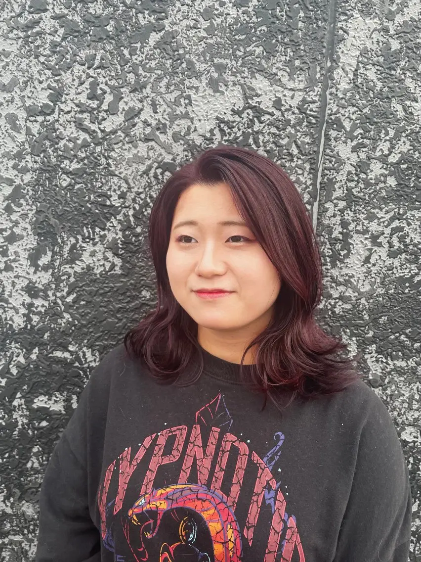ミディアム レッドブラウン ヘアカラー トリートメント 手塚 由佳のヘアスタイル