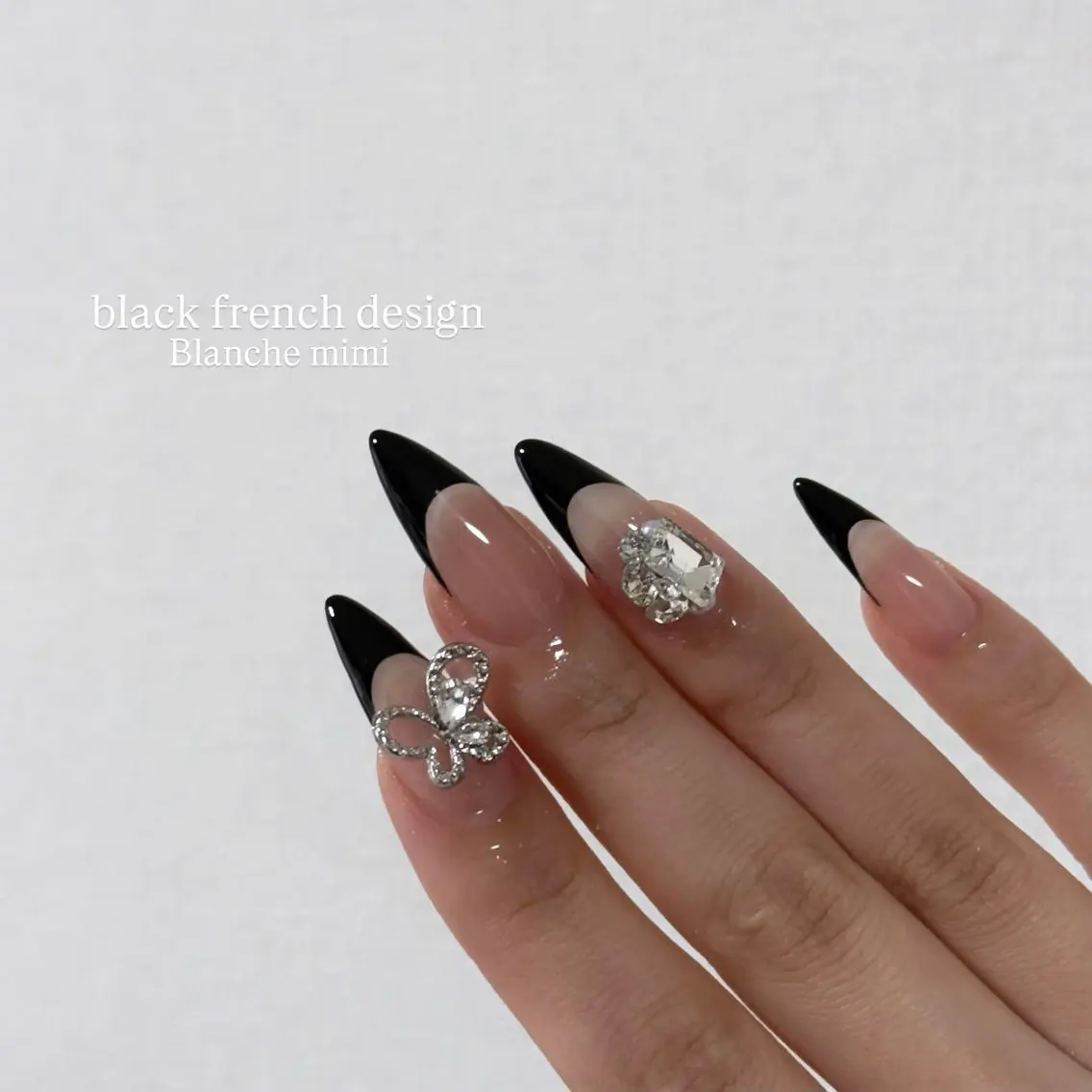 ネイル ハンドネイル Blanche mimi.u_aのネイルデザイン