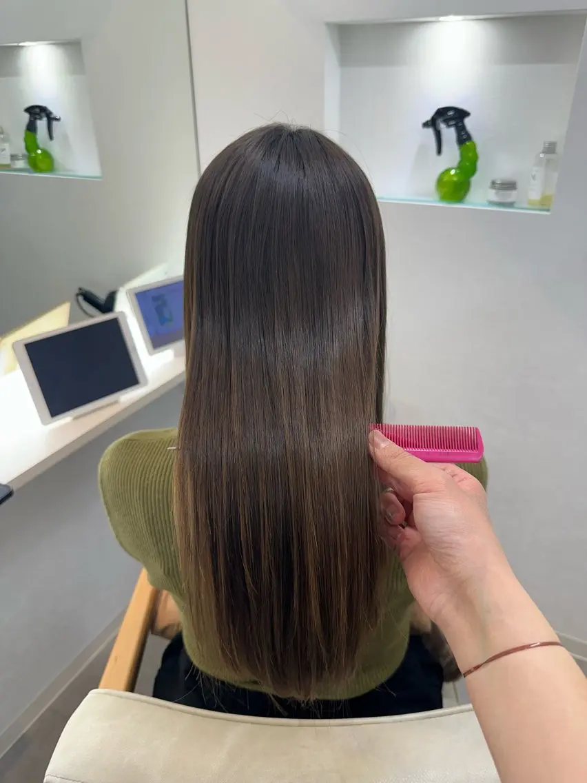 ロング カット ヘアカラー トリートメント 甲斐 飛鳥のヘアスタイル