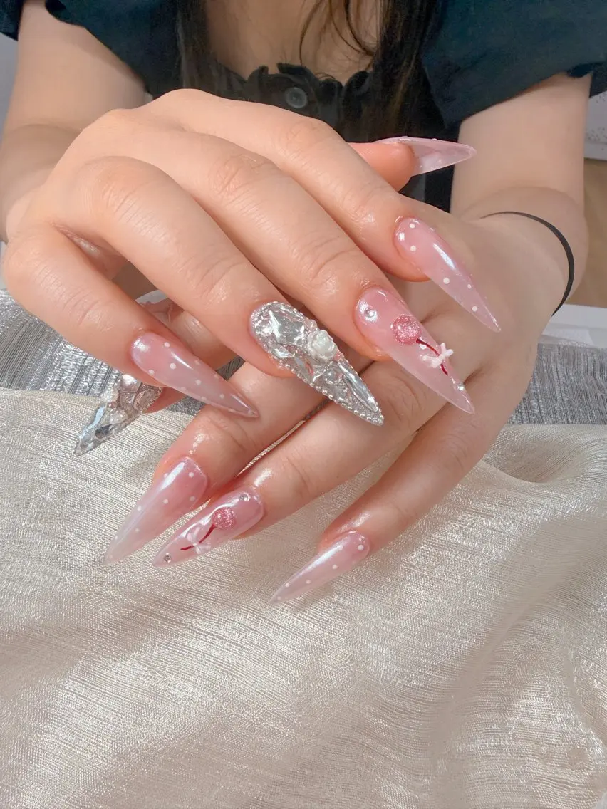 ネイル Shiroe NailStudioのネイルデザイン