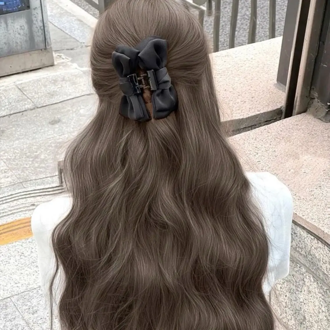 ロング カラー 透明感カラー グレージュ/あいのヘアスタイル
