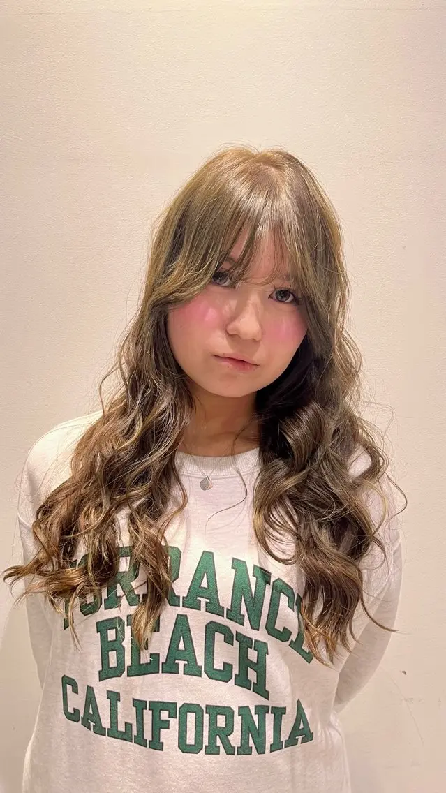 ロング カラー ベージュカラー オリーブベージュ ヘアカラー トリートメント ヘッドスパ stair：case 💟川部　陽子💟のヘアスタイル