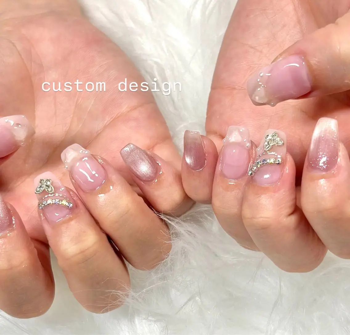 ネイル ガーリー マグネットネイル 持ち込み Natsumi 【protea】のネイルデザイン