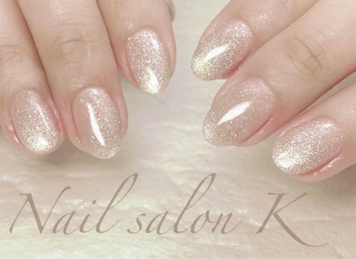 ネイル フラッシュネイル ゴールド キラキラネイル マグネットネイル ハンドネイル Nail Salon K 🧸美爪育成のネイルデザイン