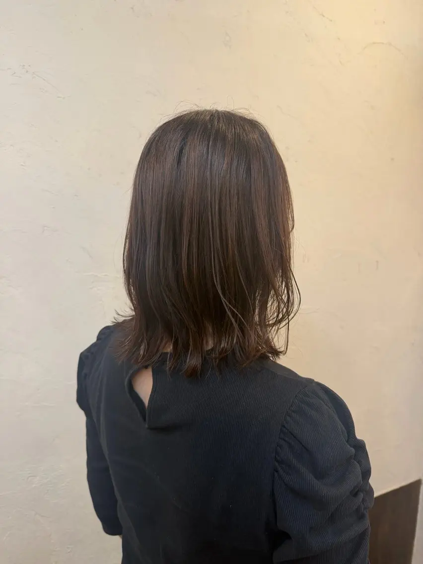 ミディアム ボブ カット 木戸 彩乃のヘアスタイル