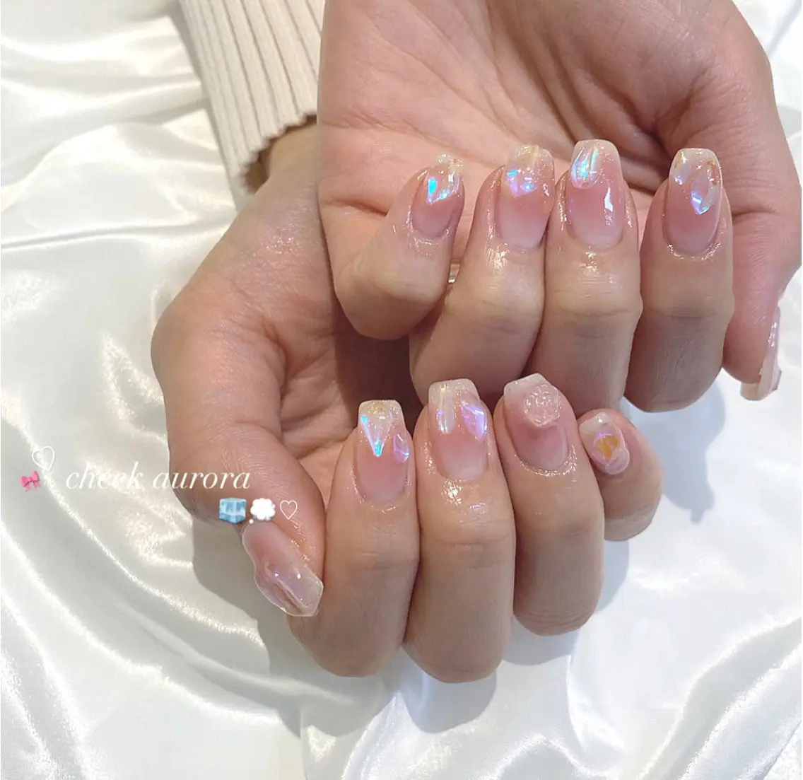 ネイル チークネイル ストーンネイル Mitsunaka rieのネイルデザイン