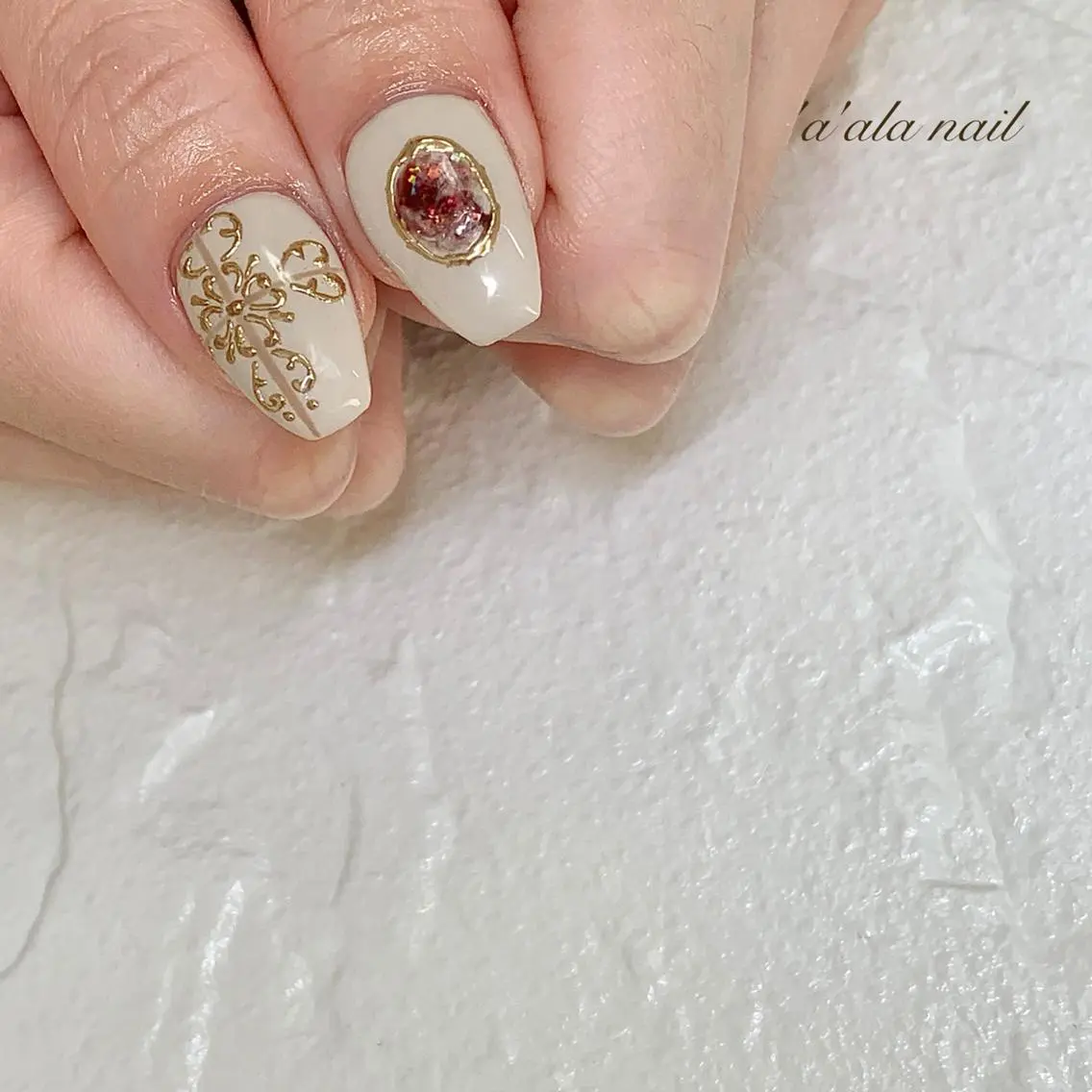 ネイル アートネイル ミラーネイル 'a'ala nailのネイルデザイン