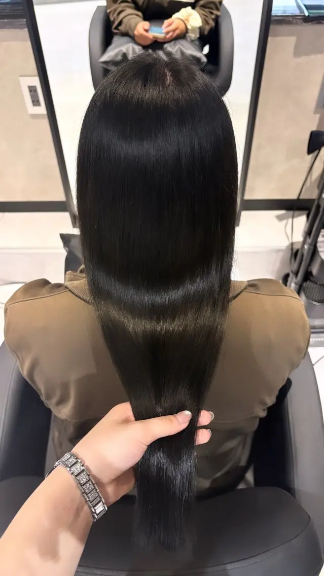 ロング ヘアカラー 《.Xian》こゆき /艶カラーのヘアスタイル