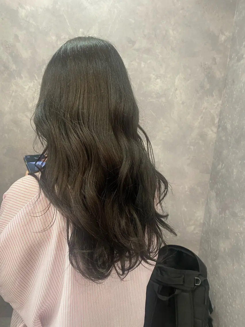 セミロング いまい ひまりのヘアスタイル