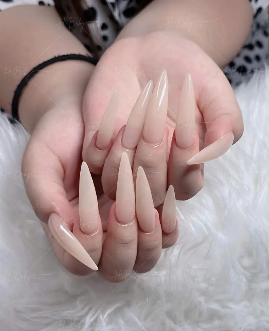 ネイル フレンチネイル ジェルネイル ガラスフレンチ ハロウィン ハート H.baby Nail Salonのネイルデザイン