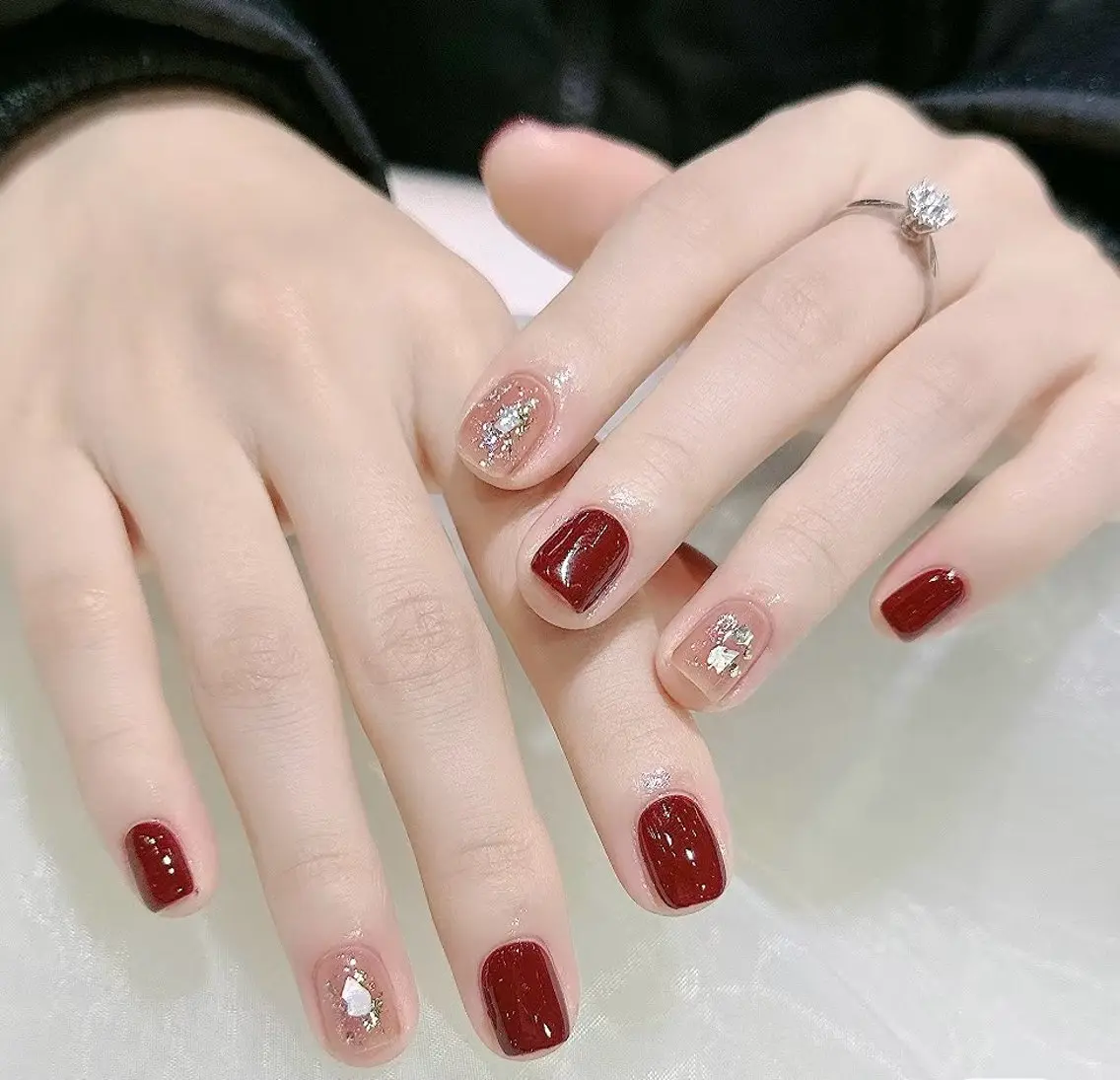 ネイル 長さ出し フットネイル フレンチネイル ジェルネイル ガラスフレンチ More Glam渋谷店のネイルデザイン