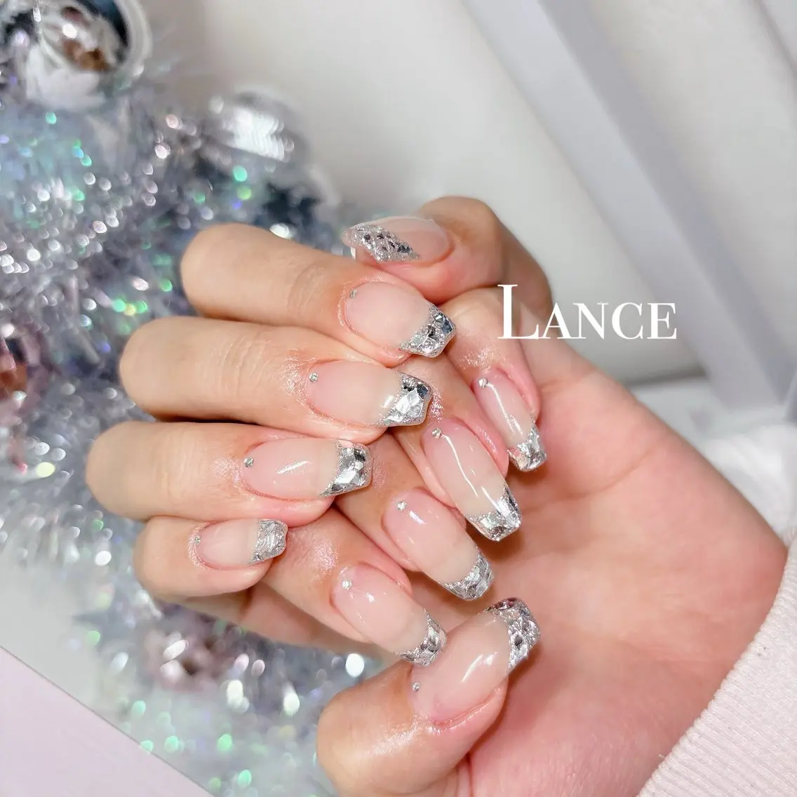 ネイル オーロラネイル フットネイル フレンチネイル ガラスフレンチ 氷ネイル・うるうるネイル Lance nailのネイルデザイン
