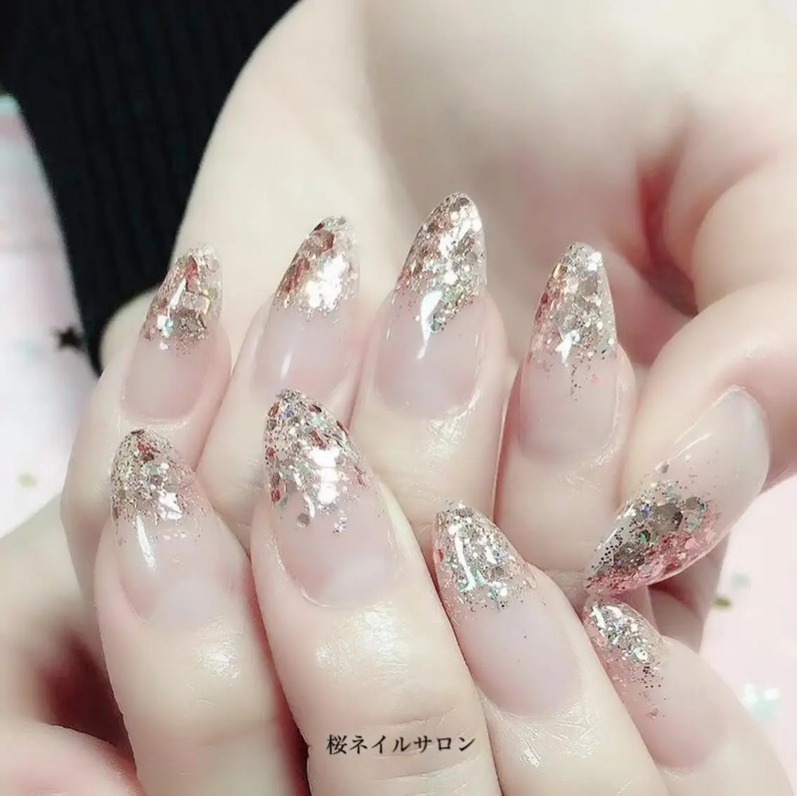 ネイル キラキラネイル シンプルネイル MoonNail ユリ🌸のネイルデザイン