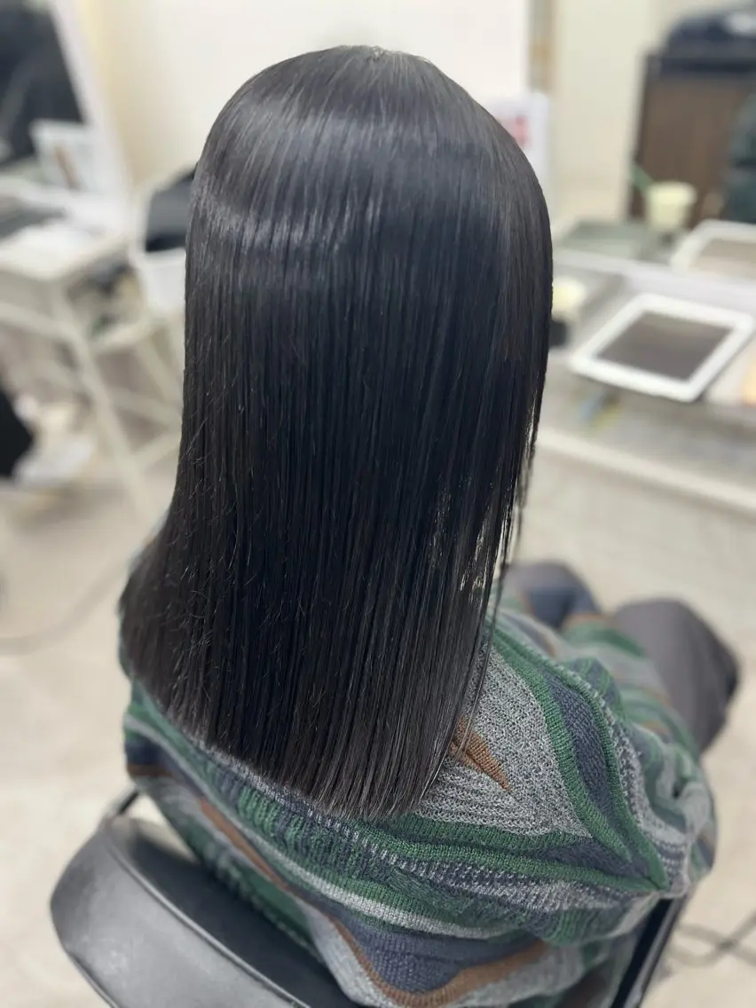 セミロング カラー カット ヘアカラー トリートメント 🫧ぷる艶カラー🫧 Yuubi🦩のヘアスタイル