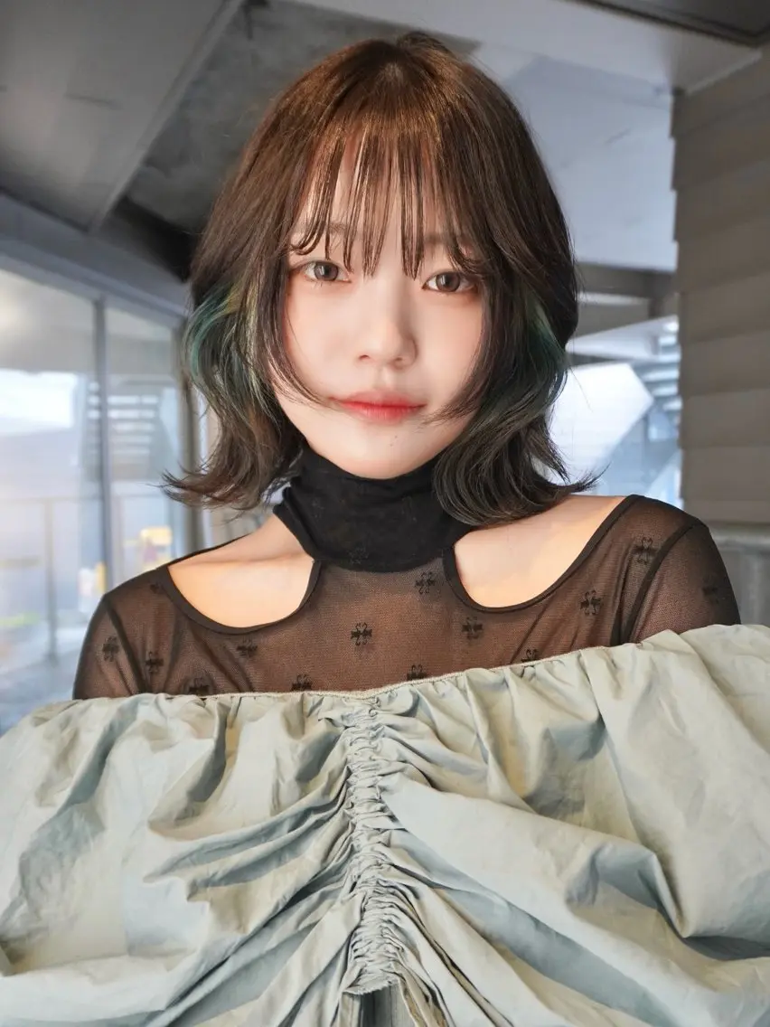 セミロング ヘアカラー 暖色カラー/レイヤー カット☁️MEI☁️のヘアスタイル