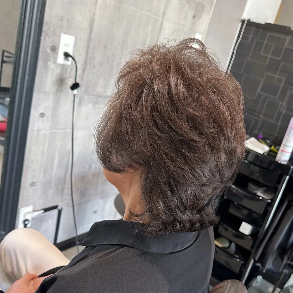 セミロング ヘアカラー 三原 友美のヘアスタイル