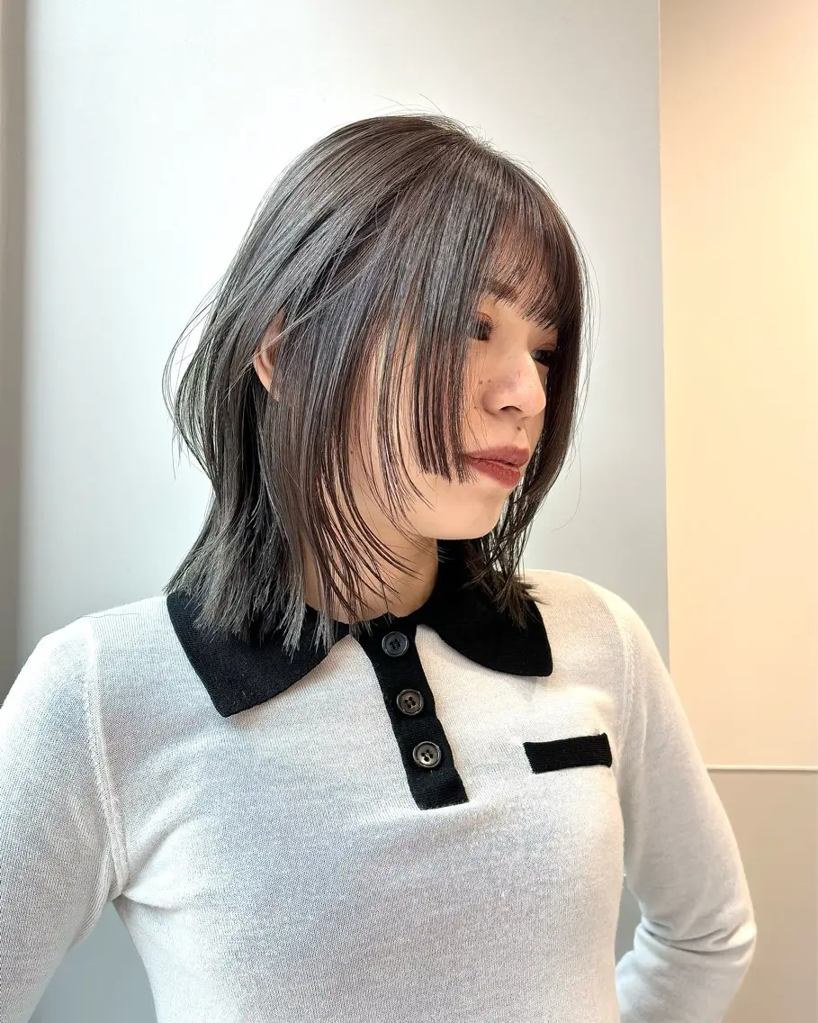 ショート カラー パーマ ヘアアレンジ メンズ 切りっぱなしボブ メンズ韓国風 ボブ くせ毛 髪質改善 切りっぱなしヘアボブ ミディアムヘアRYOのヘアスタイル