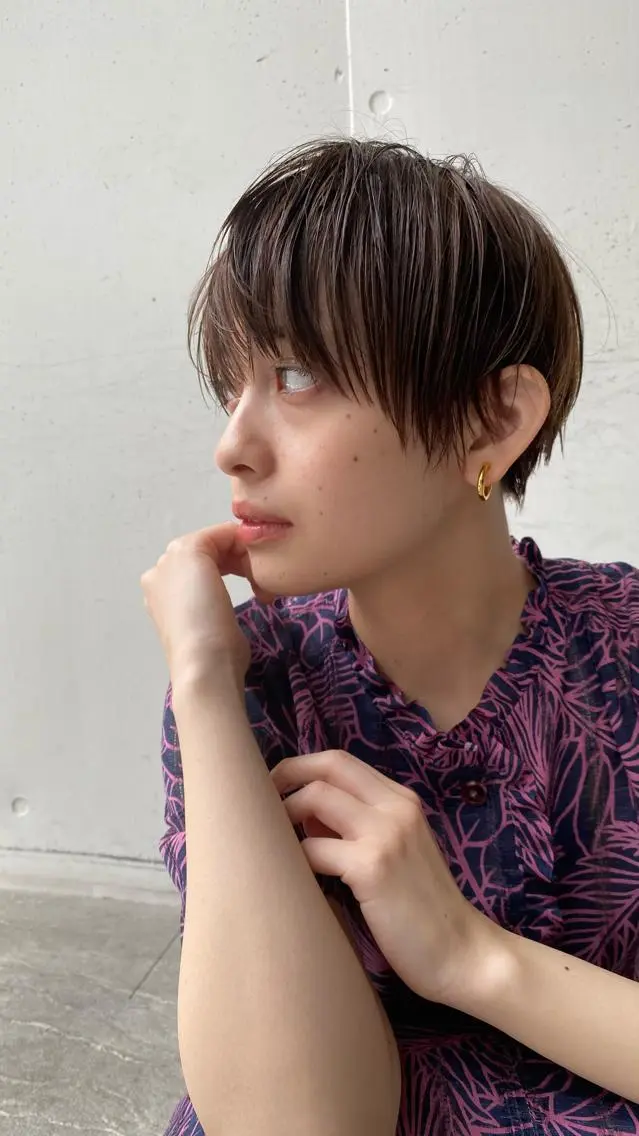 カット＋イルミナカラー＋Aujua4ステップトリートメントの写真