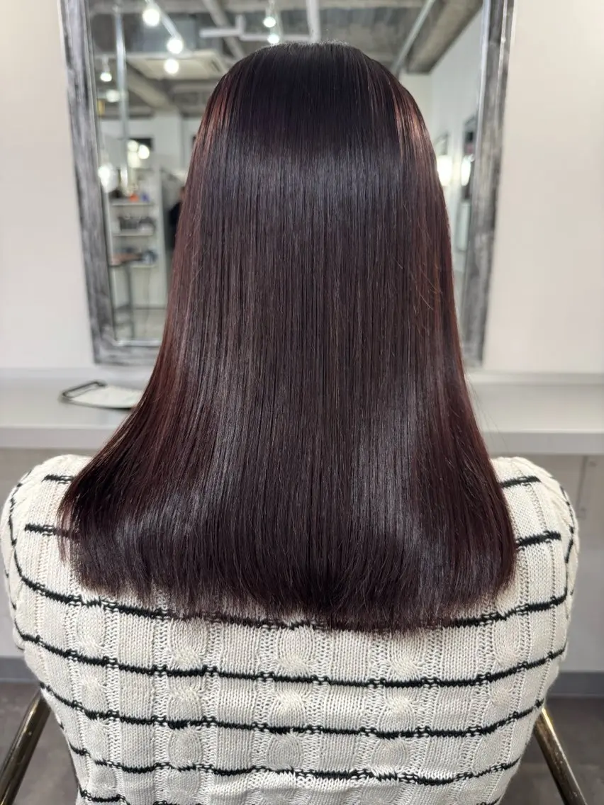 セミロング カラー ヘアリゾートAi Tsubasa🐳のヘアスタイル