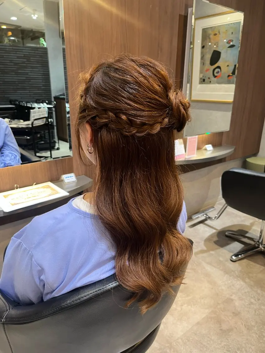ロング 茨木 和泉のヘアスタイル