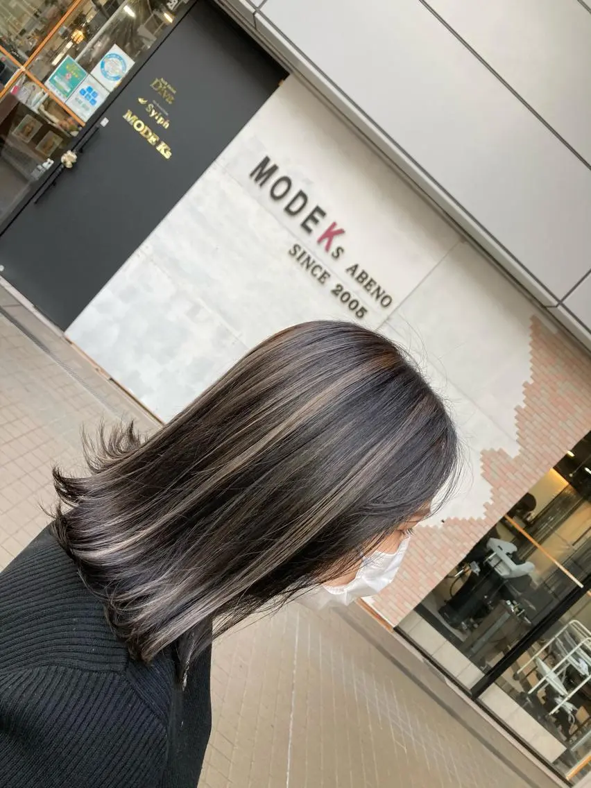 カット & ヘアカラー & ハイライトorローライト(ブリーチ込み)&内部補修トリートメント(フル)の写真