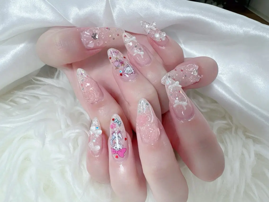 ネイル ブルー フットネイル フレンチネイル 韓国ネイル マグネットネイル ハンドネイル ハンドケア Hara Nail 【持ち込みOK】のネイルデザイン