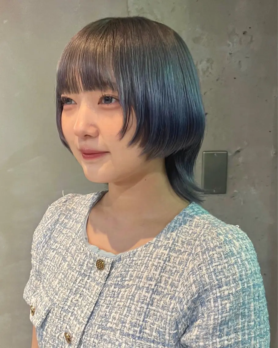 ショート 顔まわりレイヤー 顔周りカット レイヤーカット 岩間 ゆいこのヘアスタイル