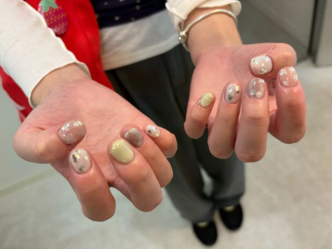 ネイル ハンドネイル Mai :矢場町 ニュアンス🌿アートのネイルデザイン
