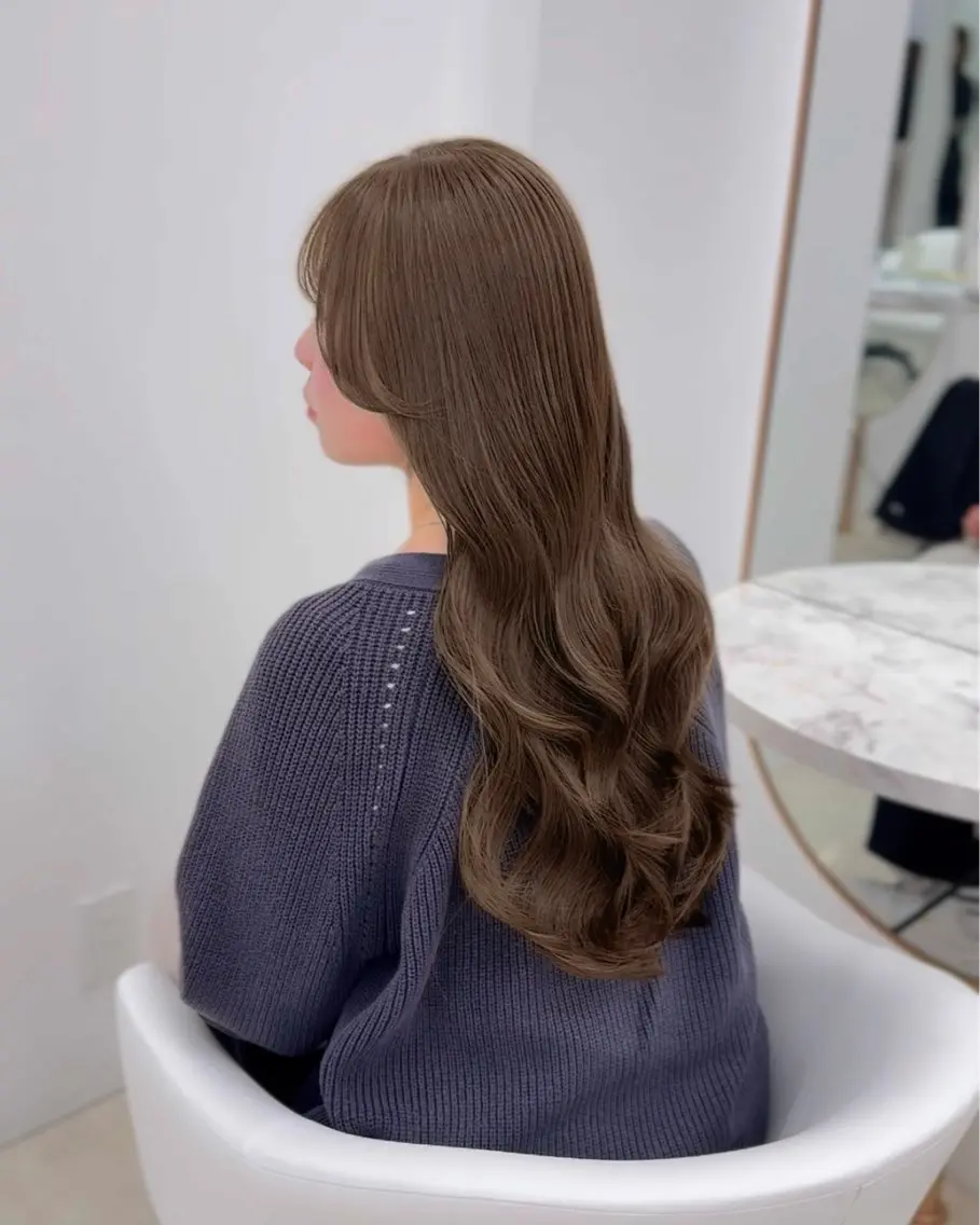 ロング miyuu / ioe  茶屋町のヘアスタイル