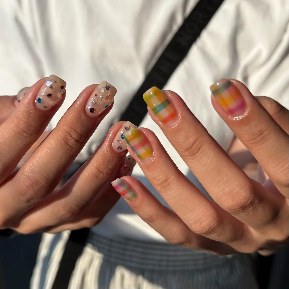 ネイル ハンドネイル カメレオン京橋🌻 草葉由佳のネイルデザイン