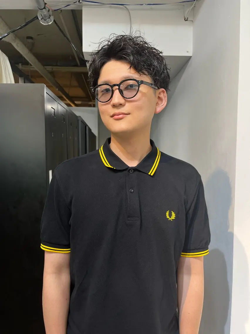 パーマ メンズ ビジネス メンズパーマ スパイラルパーマ 杉原 駿亮のヘアスタイル