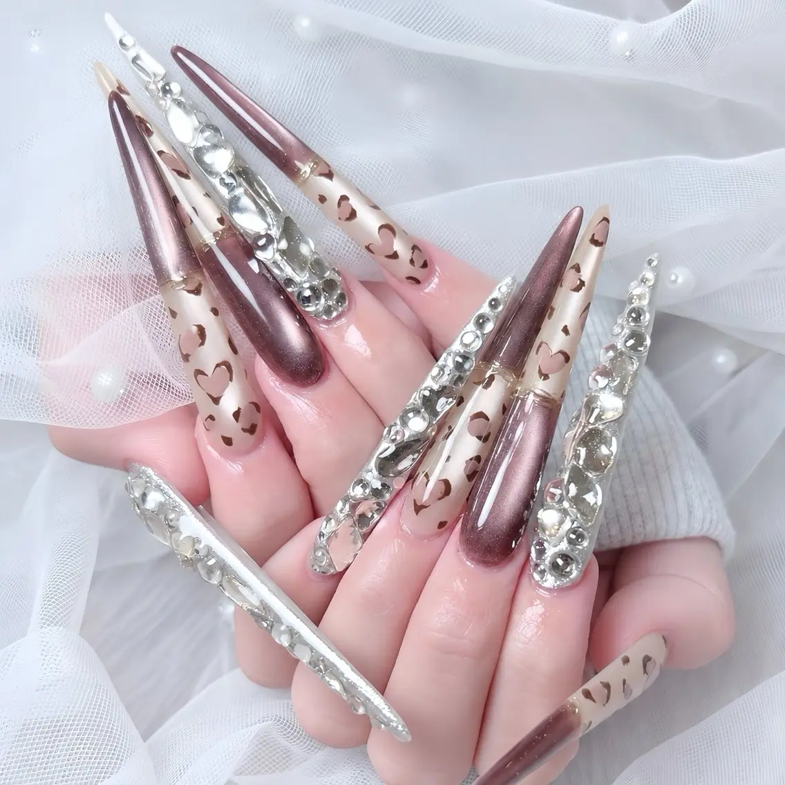 ネイル アニマル柄 べっ甲ネイル ブルー ボルドー ブラウン ハンドネイル Rin Nail 新大久保店のネイルデザイン
