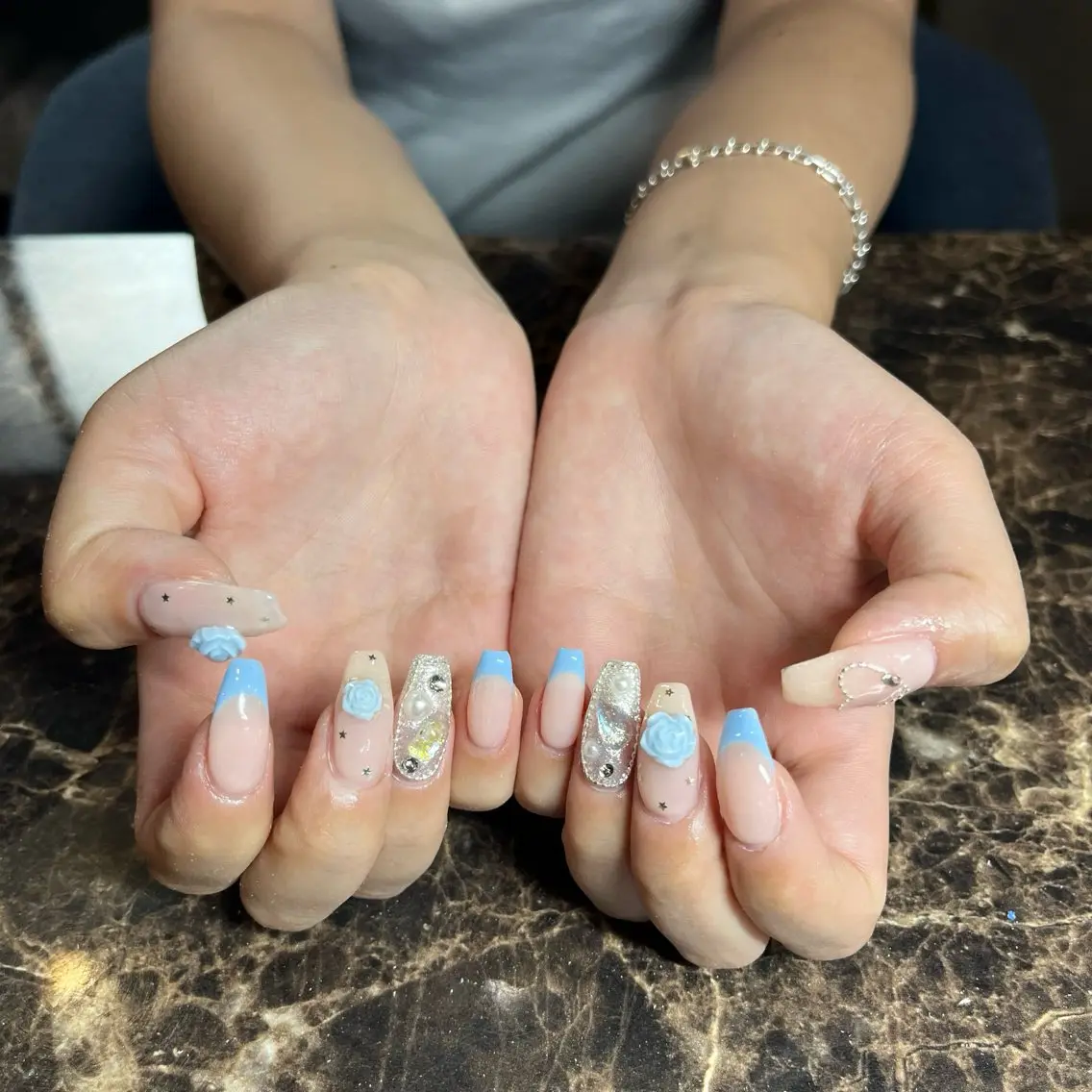 ネイル ハンドネイル IROHA nail Ami🐊🎀のネイルデザイン