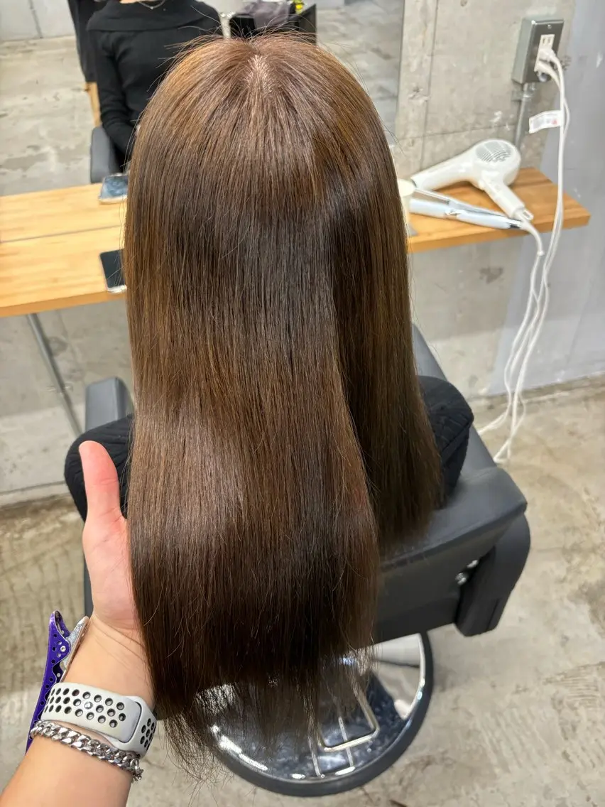 セミロング mono / Manatoのヘアスタイル