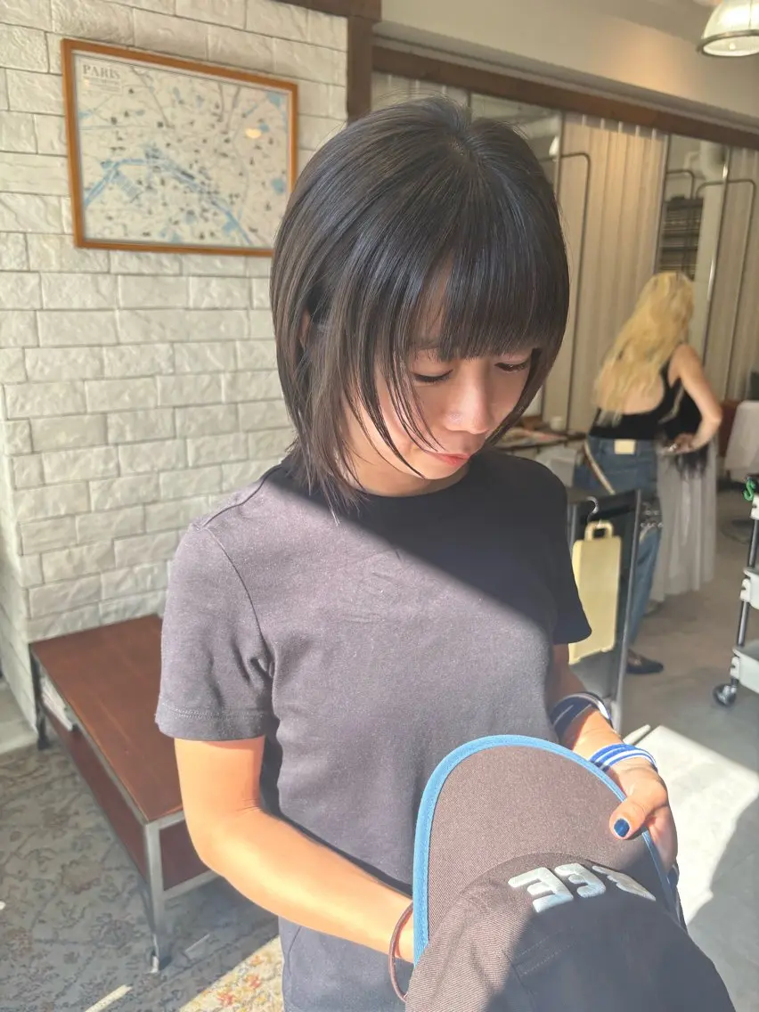 ミディアム 宇留間 涼香のヘアスタイル