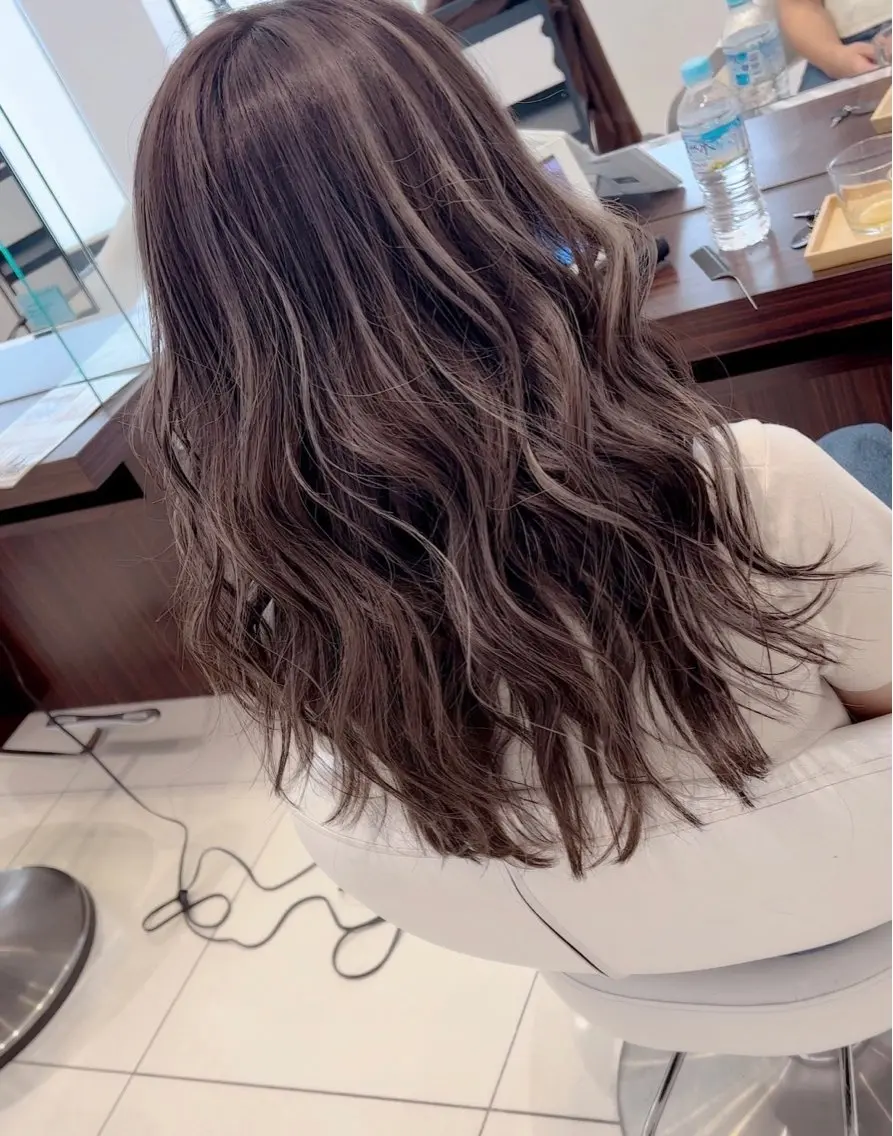 カラー ハイライトカラー earth甲府昭和店 東 允のヘアスタイル