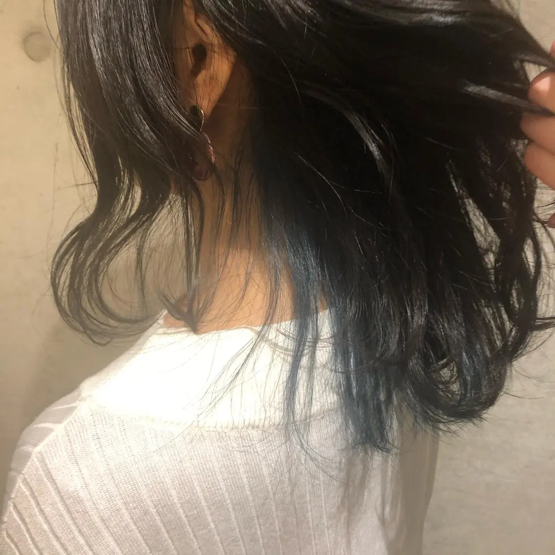 セミロング カラー ブルーカラー イヤリングカラー 髪質改善サロン 梅田/ヨナミネのヘアスタイル