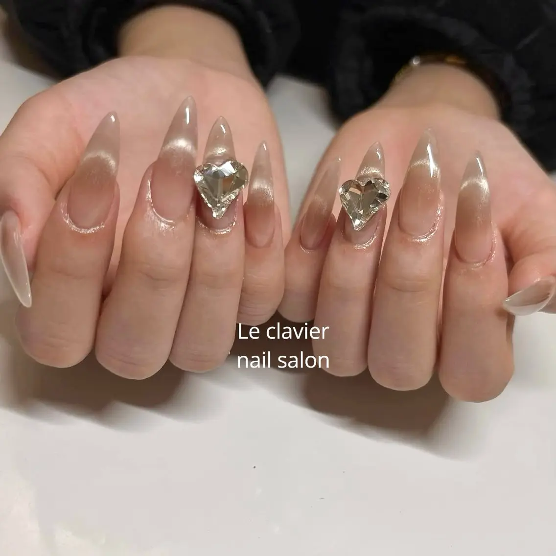 ネイル アートネイル 長さ出し ジェルネイル パラジェル スカルプネイル Mina Nailのネイルデザイン